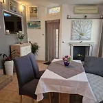 Ana Lozica With Terrace Apartment *