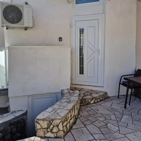 Ana Lozica With Terrace Apartment