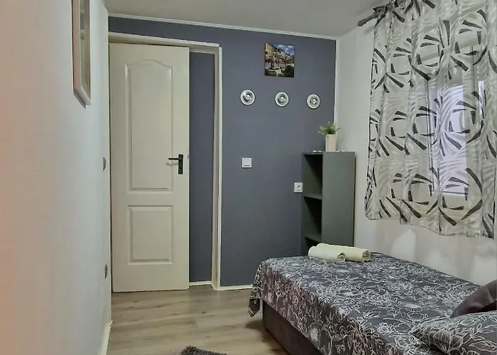 Ana Lozica With Terrace Apartamento